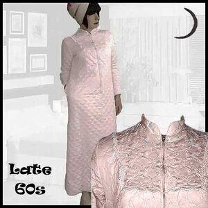 Vintage Pink Bathrobe Satin-y Pink Quilted Nylon Housecoat, Long Zip Up Robe